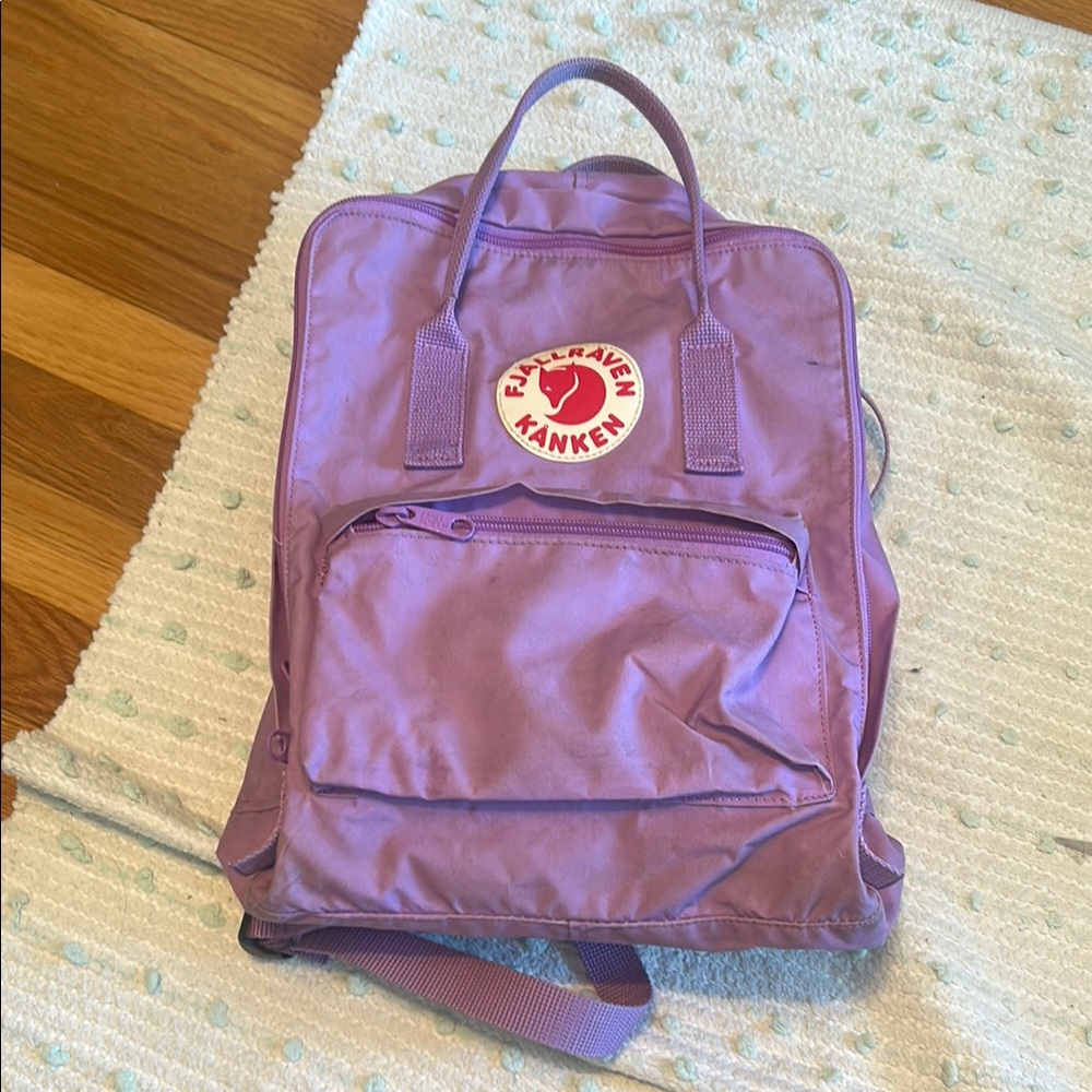 Fjallraven Kånken Lilac Backpack, used.